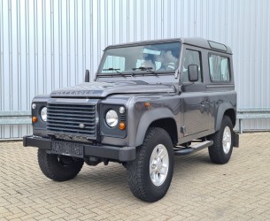 Land Rover Defender 90 4x4 - 2.2 Diesel - Airco - Youngtimer - Low KM - Very Good Condition TT 4442
