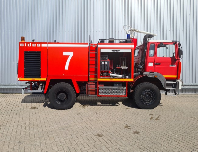 Thomas Sides BS13 4x4 - 2.000 ltr - Crashtender - Flughafen - Airport - Renault - Firetruck TT 4516