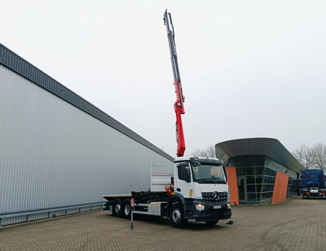 Mercedes-Benz Arocs 2535 6x2 -17 TM Fassi Kraan, Crane, Kran, Grue - Remote Control TT 4795