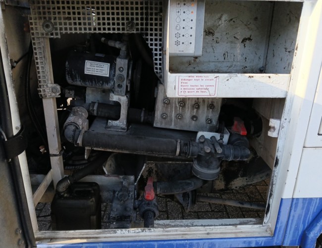 Land Rover Defender 130 4x4 -2.4 TD - Pickup, vacuum, high-pressure pump, sewer, suction truck TT 4880