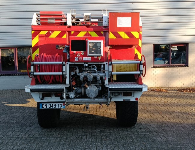 Unimog U 5000 Mercedes Benz -4x4 - (type 437.4) 4000 ltr -Lier, Winch -Feuerwehr Doppelkabine,Uberrollkafig - Camiva TT 4891