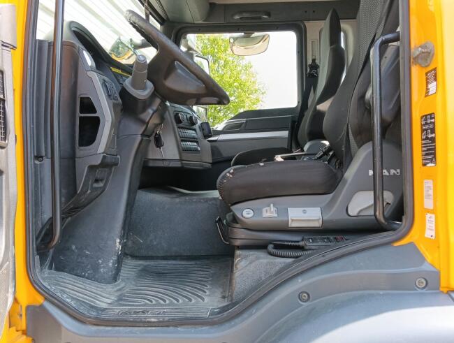 MAN TGS 35.360 8x2 - Hiab 16 TM Kraan, Machine transporter, Oprijwagen, afsleepwagen 6,27 T. lier TT 4832-B