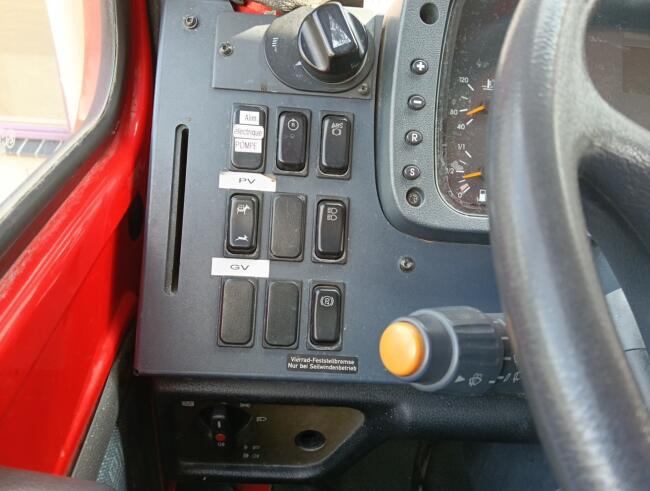 Mercedes-Benz Unimog U 5000 4x4 - (type 437.4) 4000 ltr -Lier, Winch -Feuerwehr Doppelkabine,Uberrollkafig - Rosenbauer - Expeditievoertuig, Camper TT 4836