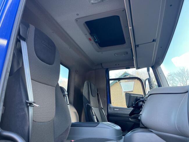 DAF CF 330 FT Dagcabine, Day-cab - Airco - NL registratie - APK TT 4894