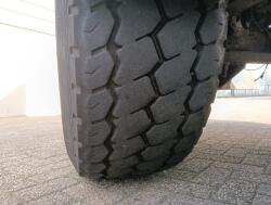 Pacton T3 003 Kennis 14TM Kraan -3 assige steentrailer, Boomtrailer -2 assen gestuurd, Steunpoten TT 4906