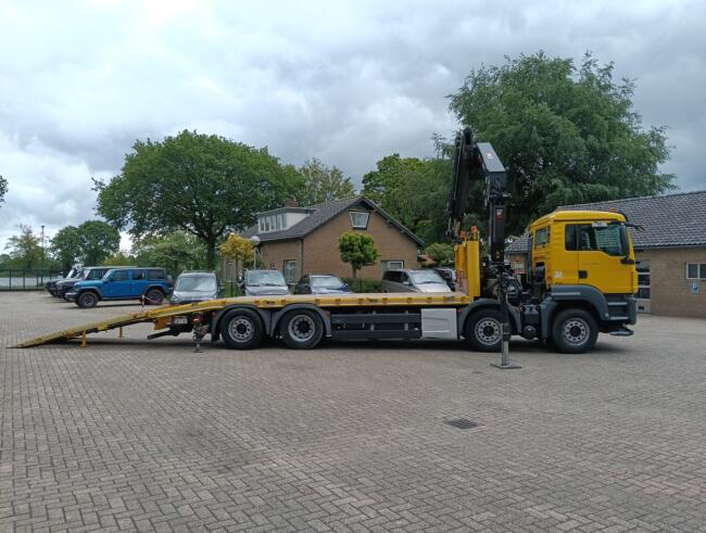 MAN TGS 35.500 8x2 - Hiab 37.7TM Kraan, Machine transporter, Oprijwagen, afsleepwagen 6.2T. lier TT 4936