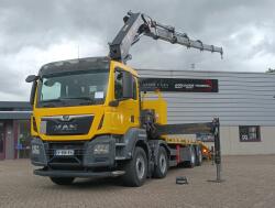 MAN TGS 35.500 8x2 - Hiab 37.7TM Kraan, Machine transporter, Oprijwagen, afsleepwagen 6.2T. lier TT 4936