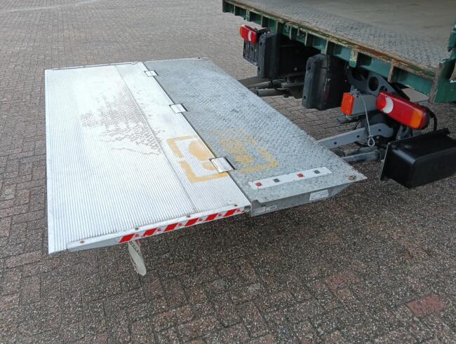 DAF CF 290 FA DHollandia Laadklep 1.500 kg., LBW, Loadlift - Schuifzeilen TT 4977