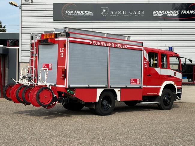 Mercedes-Benz Atego 1328 4x4 2000L - 100KM/H TT 4987