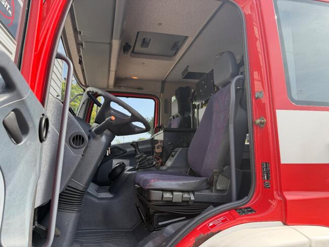 Mercedes-Benz Atego 1328 4x4 2000L - 100KM/H TT 4987