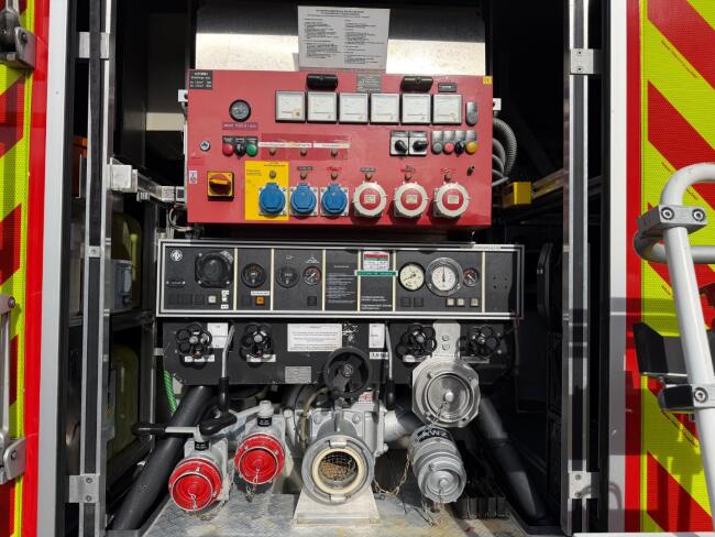 Mercedes-Benz ATEGO 1628 2400 ltr water - 200 ltr schuim - 4x2 - Super Crew - Ziegler pomp - Lier - Generator -  Euro 3 - Brandweer, Feuerwehr, Fire truck TT 5010