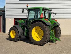 John Deere 6320 4x4 - Stage II - Handgeschakeld - Airco - PTO - Fronthef - 3x DW ventiel + 2x DW ventiel TT 5015